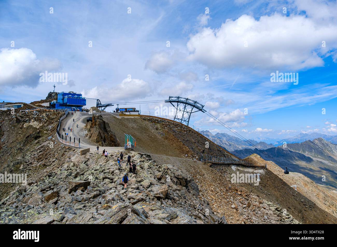 Stazione a monte Gaislachkogelbahn, Freeride Checkpoint e ICE Q Restaurant sul Gaislachkogel a Soelden, Oetztal, Tirolo, Austria. Foto Stock