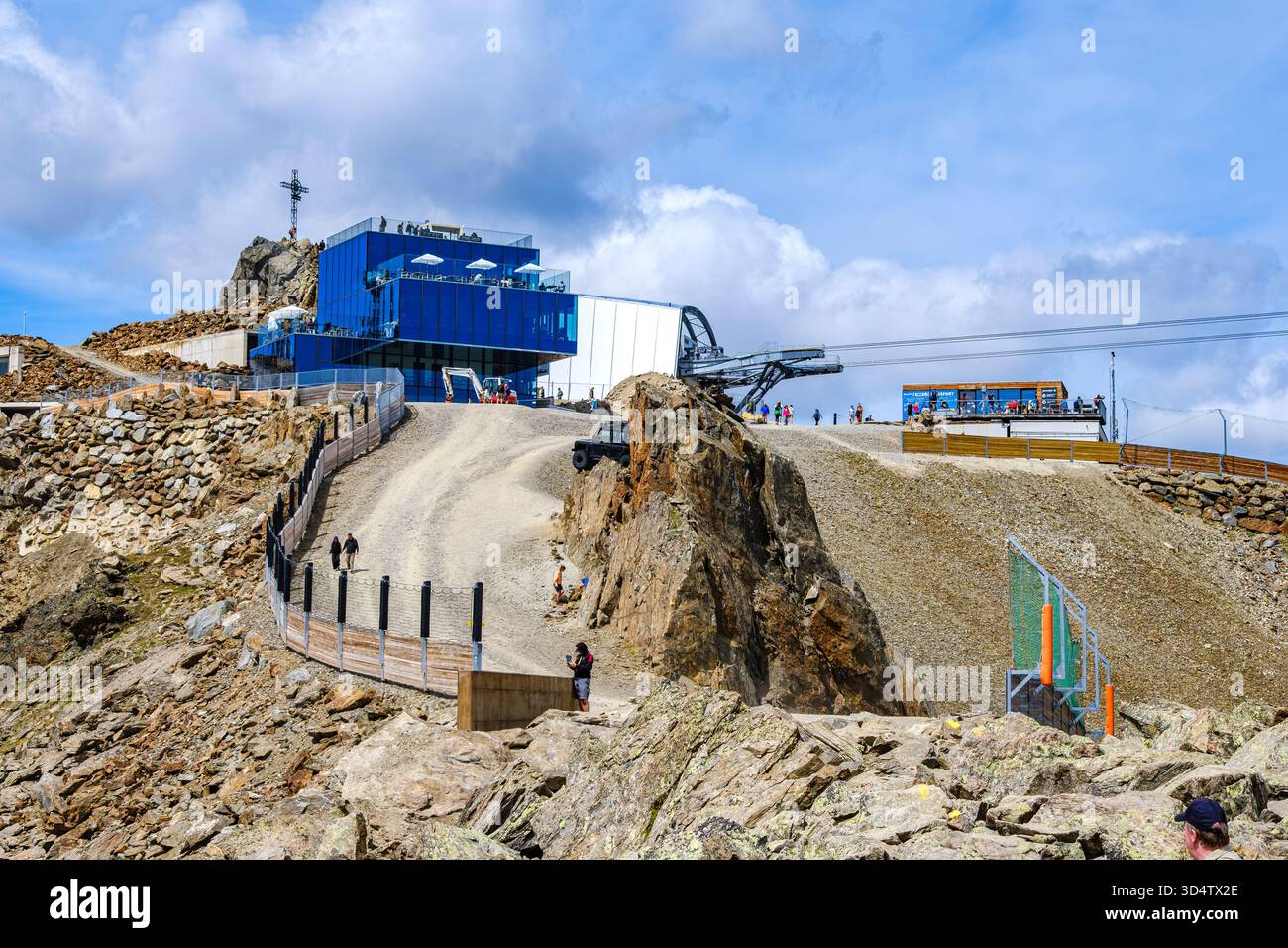 Stazione a monte Gaislachkogelbahn, Freeride Checkpoint e ICE Q Restaurant sul Gaislachkogel a Soelden, Oetztal, Tirolo, Austria. Foto Stock