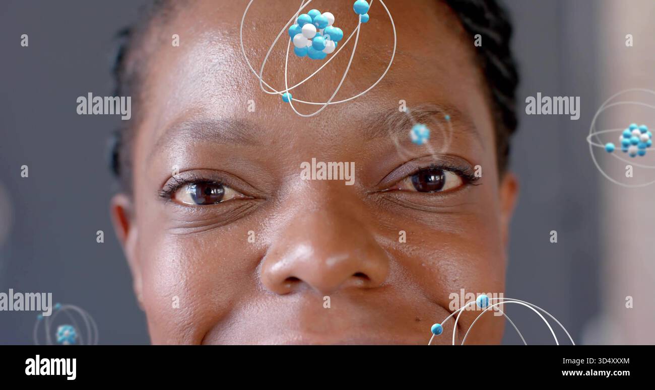 Mostra una donna afroamericana con trecce che rivelano la consistenza della pelle in studio, con orbite molecolari Foto Stock