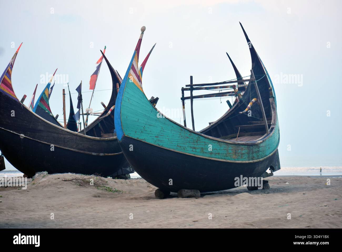 Moon Boat nel Cox's Bazar - l'iconica bellezza della Baia del Bengala Foto Stock