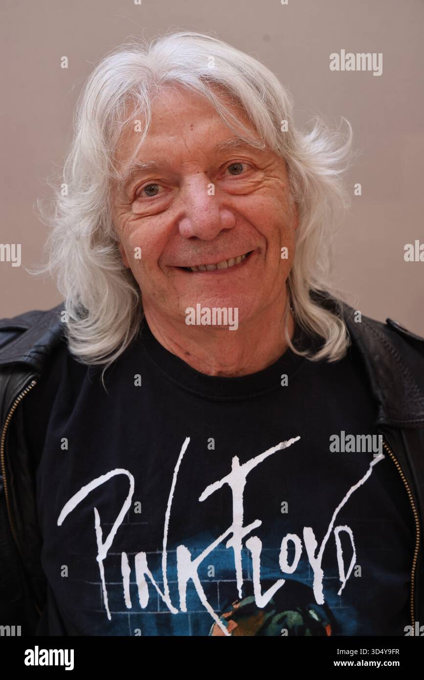 Franck Linol, autore di romanzi polizieschi, alla fiera del libro di Brive, Francia. Foto Stock
