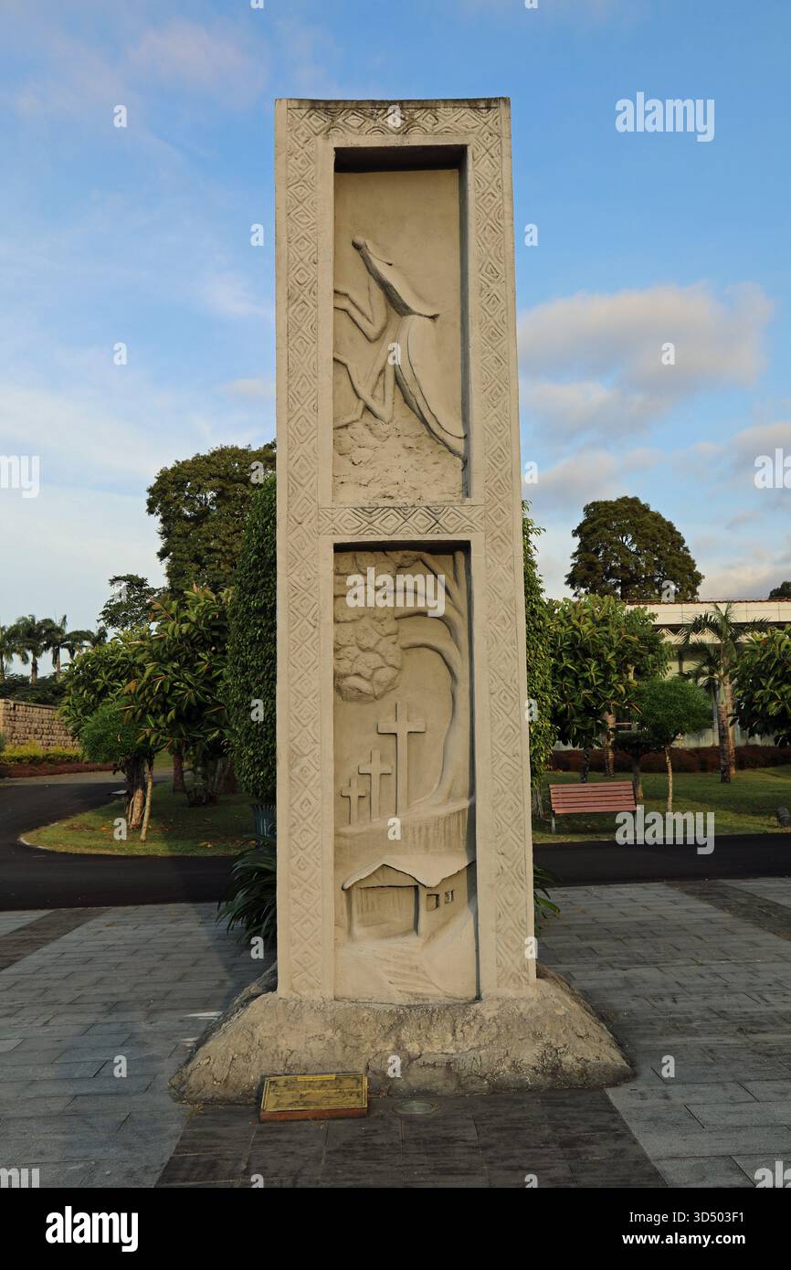 Scultura al Parco Nazionale di Malabo nella Guinea Equatoriale Foto Stock