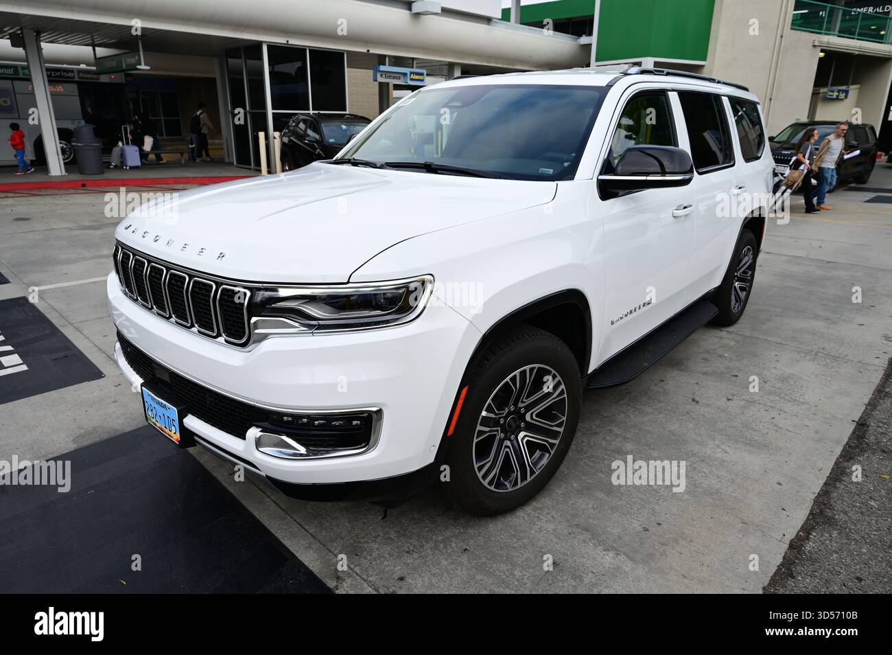 SUV Jeep Wagoneer bianco. Foto Stock