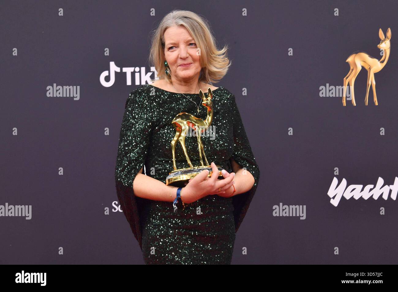 Michaela Schubert bei der 77. Bambi-Verleihung 2025 nei den Bavaria Filmstudios. München, 13.11.2025 *** Michaela Schubert ai Bambi Awards 77 2025 nei Bavaria Filmstudios Monaco di Baviera, 13 11 2025 foto:XB.xInsingerx/xFuturexImagex bambi_5534 Foto Stock