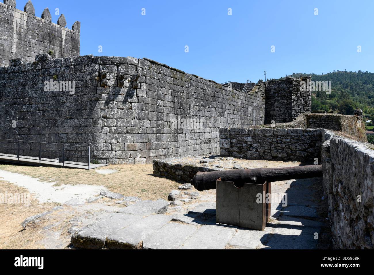 Castello di Lindoso (XIII secolo). Comune di Ponte da barca, distretto di Viana do Castelo, Portogallo. Foto Stock