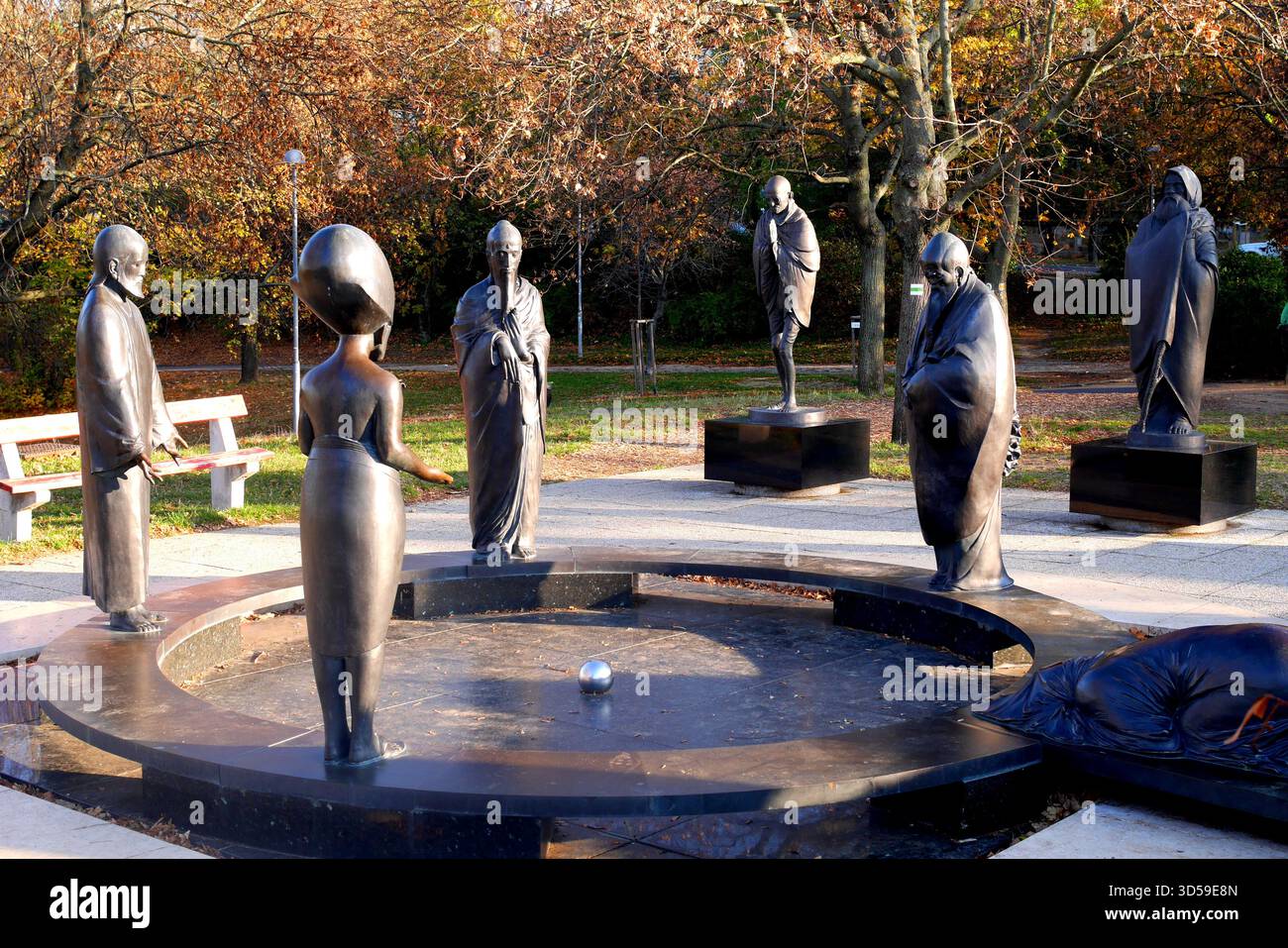 Statue nel Giardino dei filosofi, Collina di Gellert (Gellert Hegy), Budapest, Ungheria Foto Stock