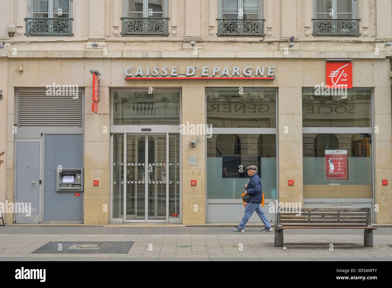 Logo, Bank, Caisse d'Epargne, Rue de la Republique, Lyon, Frankreich Foto Stock