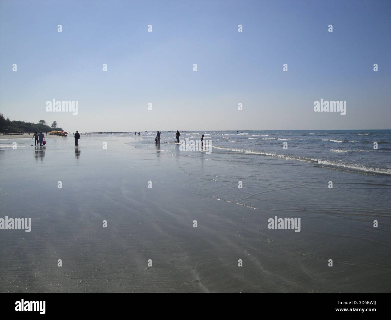 Saint Martin's Beach - il gioiello Blu di cristallo del Bangladesh Foto Stock