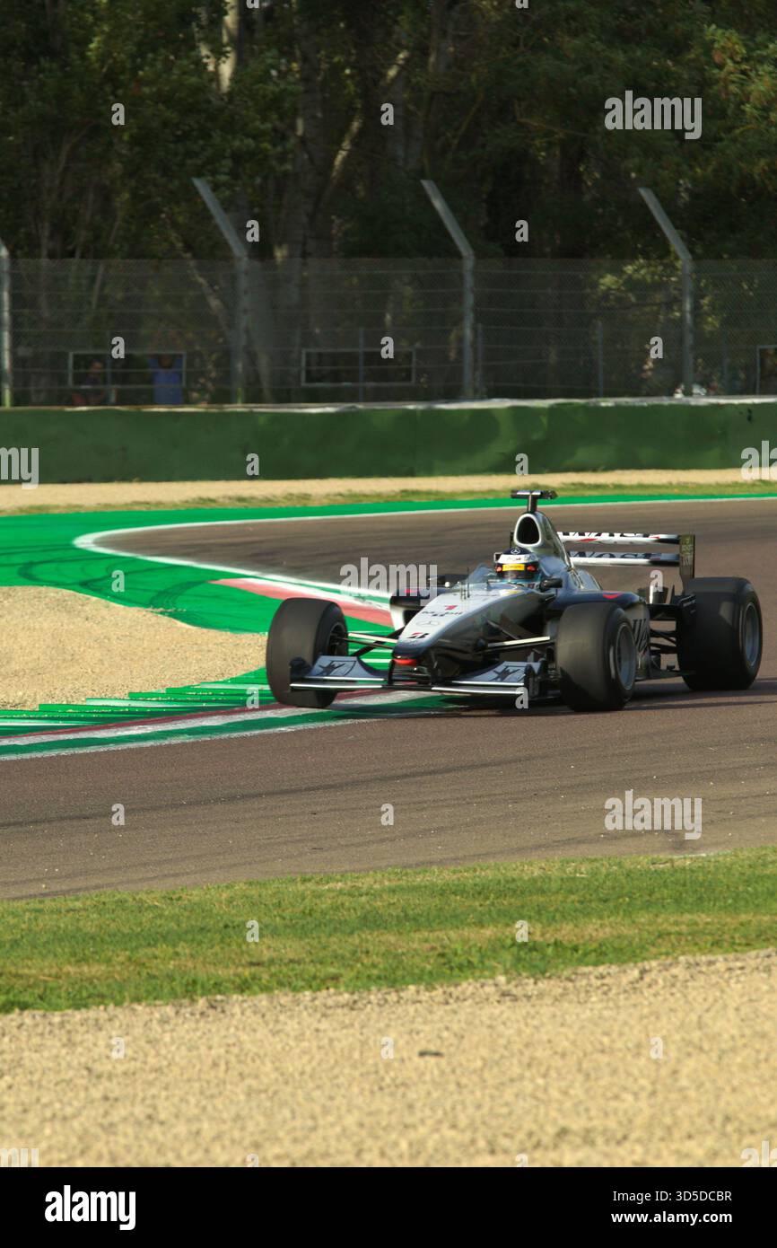 Storico Minardi Day 2025. Replica McLaren MP4/15 di Piergiorgio Rotter Foto Stock