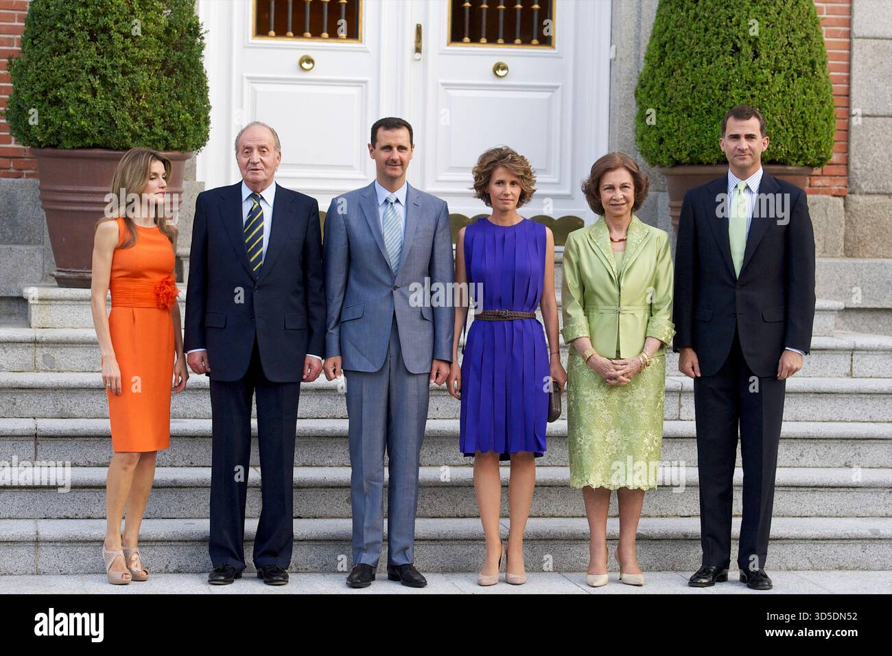 Il re spagnolo Juan Carlos, la regina Sofia, il principe Felipe e la principessa Letizia partecipano alla cena con il presidente della Repubblica araba siriana, il signor Bashar al-Assad e la signora asma al-Assad al Palazzo Zarzuela di Madrid. Re Juan Carlos di Spagna. Foto Stock