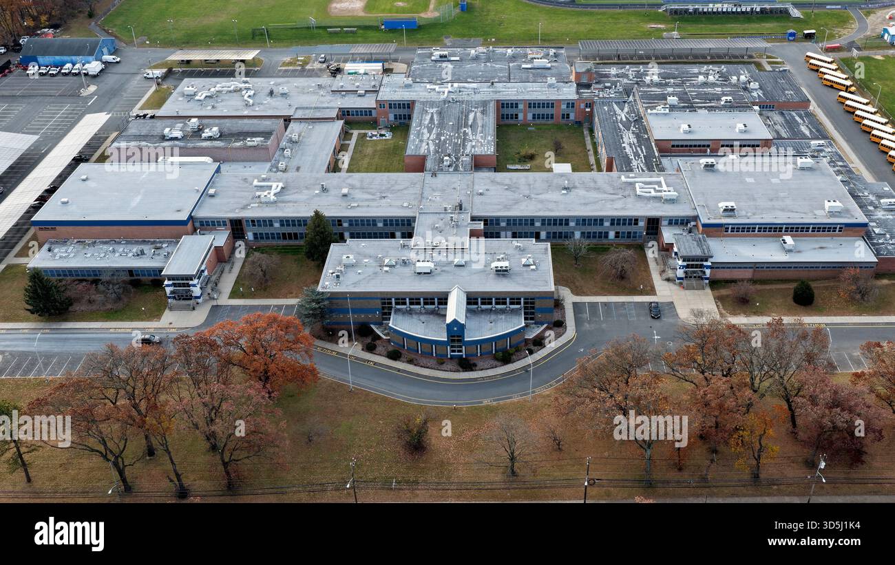 Vista aerea della Sayreville War Memorial High School di Sayreville, New Jersey Foto Stock