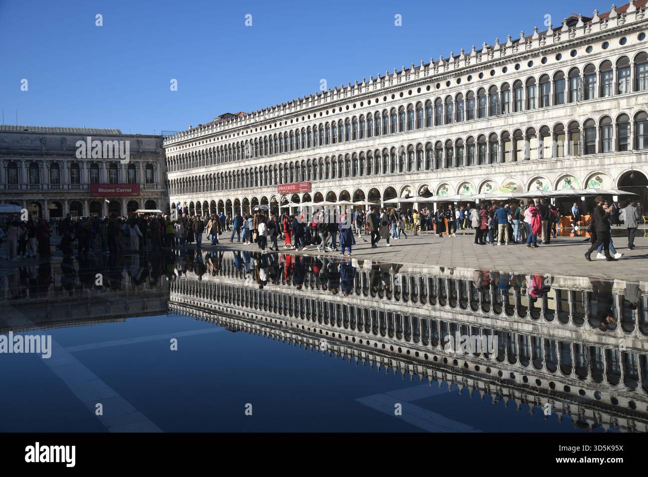 Vista di Piazza San Marco e Palazzo Ducale, chiamato anche Palazzo Ducale a Venezia Foto Stock