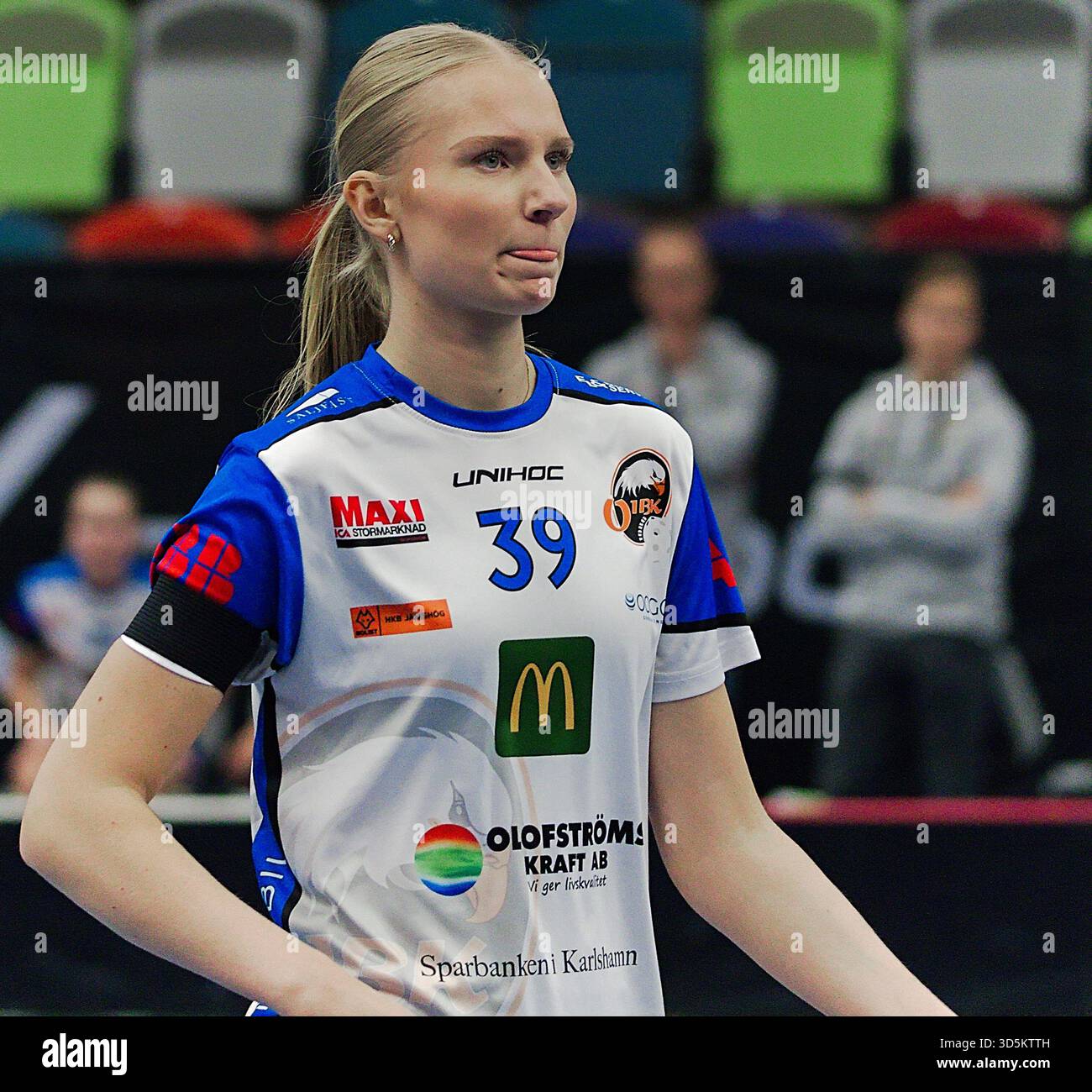 Jönköping, Svezia. 15 novembre 2025. Olofstrom 39 Agnes Zätterberg durante la Div. 1 svedese femminile tra Hovslatts IK vs Olofstrom IBK in Arenan Idrottshuset. Crediti: Marcus Vilson/Alamy Live News Foto Stock