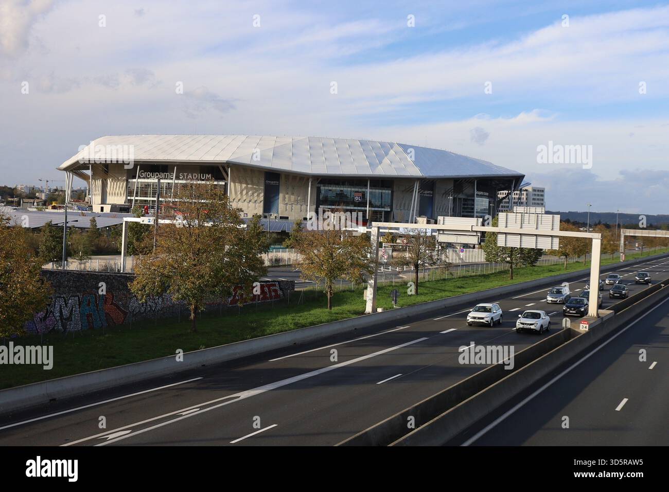 Groupama Stadium, sede della squadra di calcio Olympique Lyonnais, stadio di calcio, vista esterna, Meyzieu, dipartimento di Rhône, Francia Foto Stock