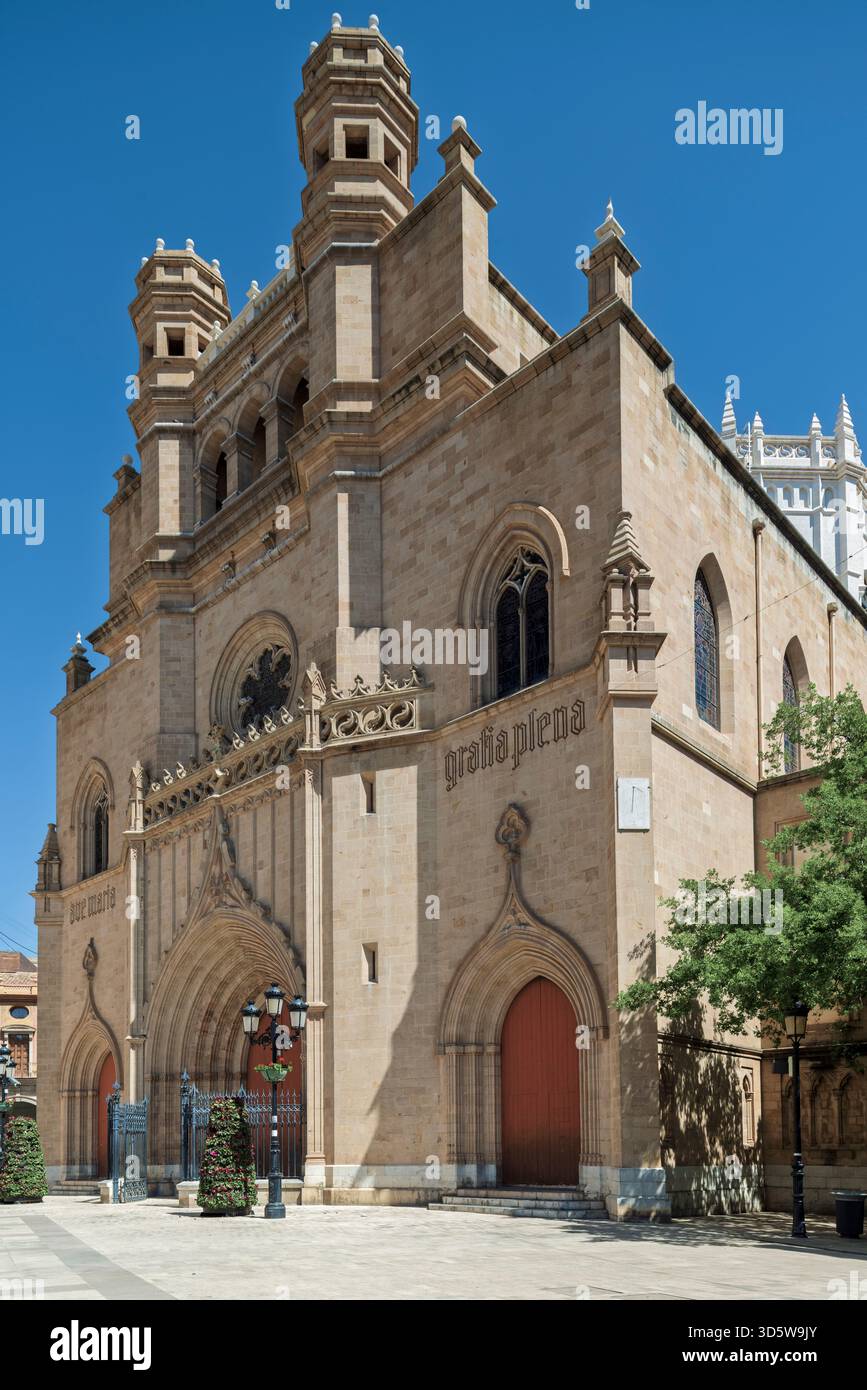 Co-Cattedrale di Santa María o Chiesa di Santa María la Mayor, gotico valenciano e tempio neogotico, Castellón de la Plana, Spagna, Europa. Foto Stock