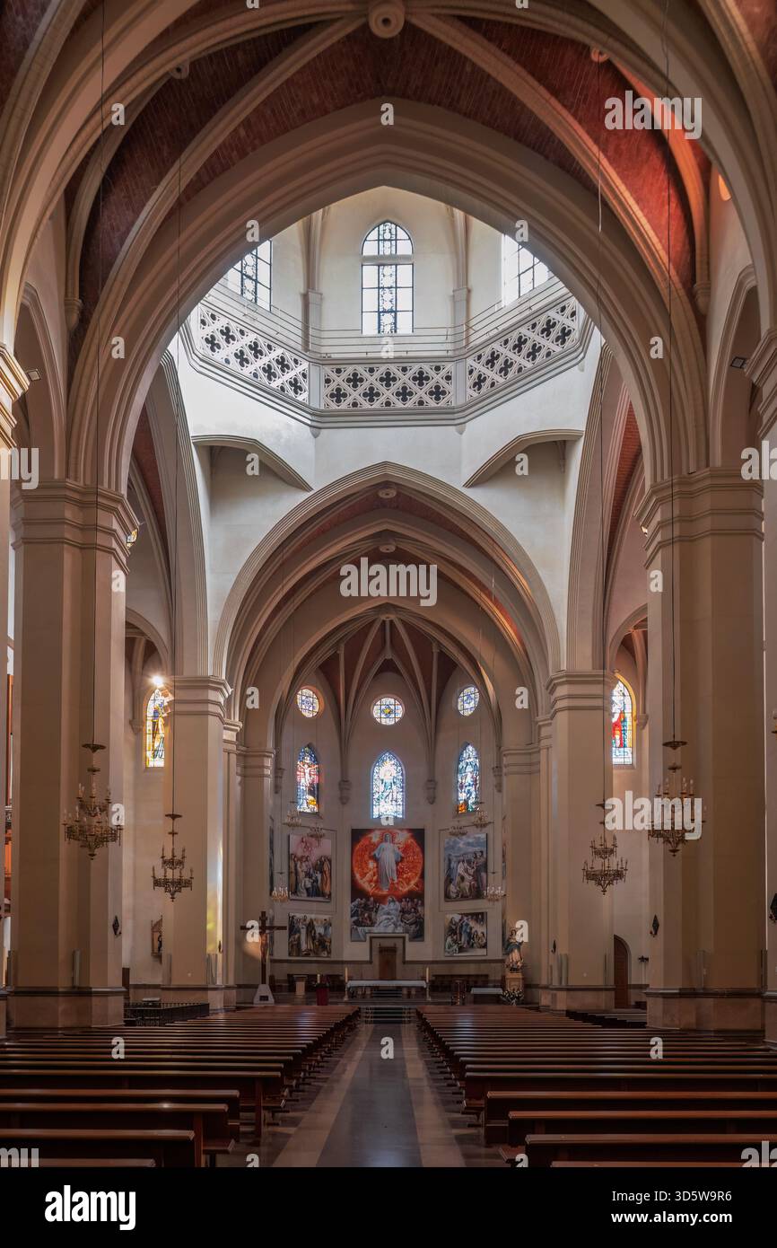 Co-Cattedrale di Santa María o Chiesa di Santa María la Mayor, gotico valenciano e tempio neogotico, Castellón de la Plana, Spagna, Europa. Foto Stock