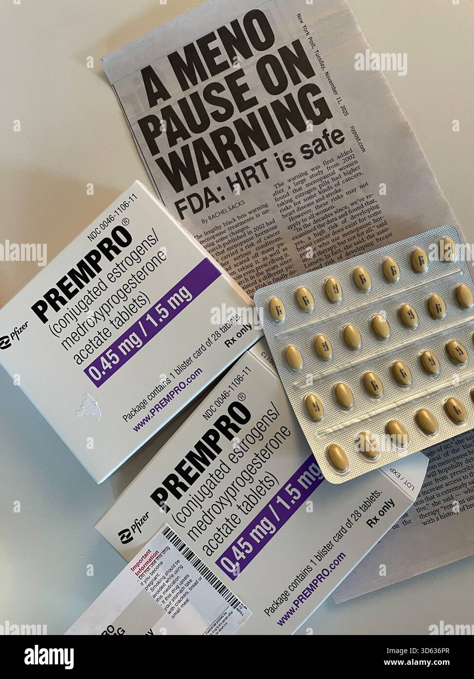 STILL Life of Prempro Boxes e un articolo del New York Post che dice che HRT è sicuro da usare, 2025, Stati Uniti Foto Stock