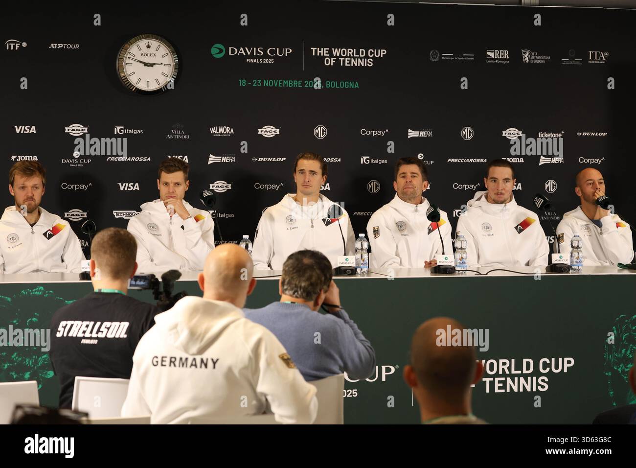 Bologna, Italia. 18 novembre 2025. Tennis, Coppa Davis Final 2025, squadra Germania, Bologna, Italia, 18 novembre, 2025. foto felice Calabro' credito: Agenzia fotografica indipendente/Alamy Live News Foto Stock
