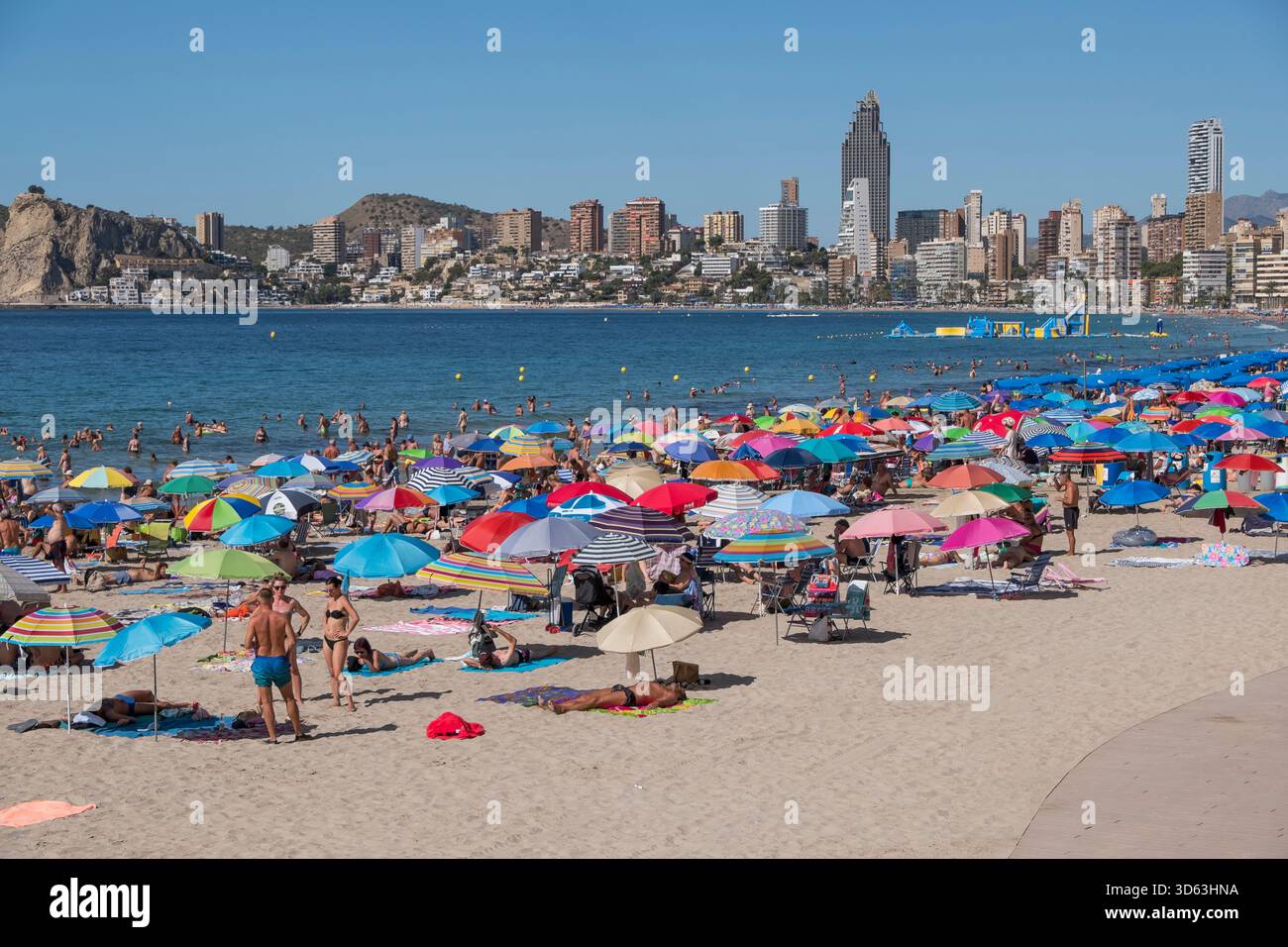 Malpas Beach a Benidorm e grattacieli, Spagna Foto Stock