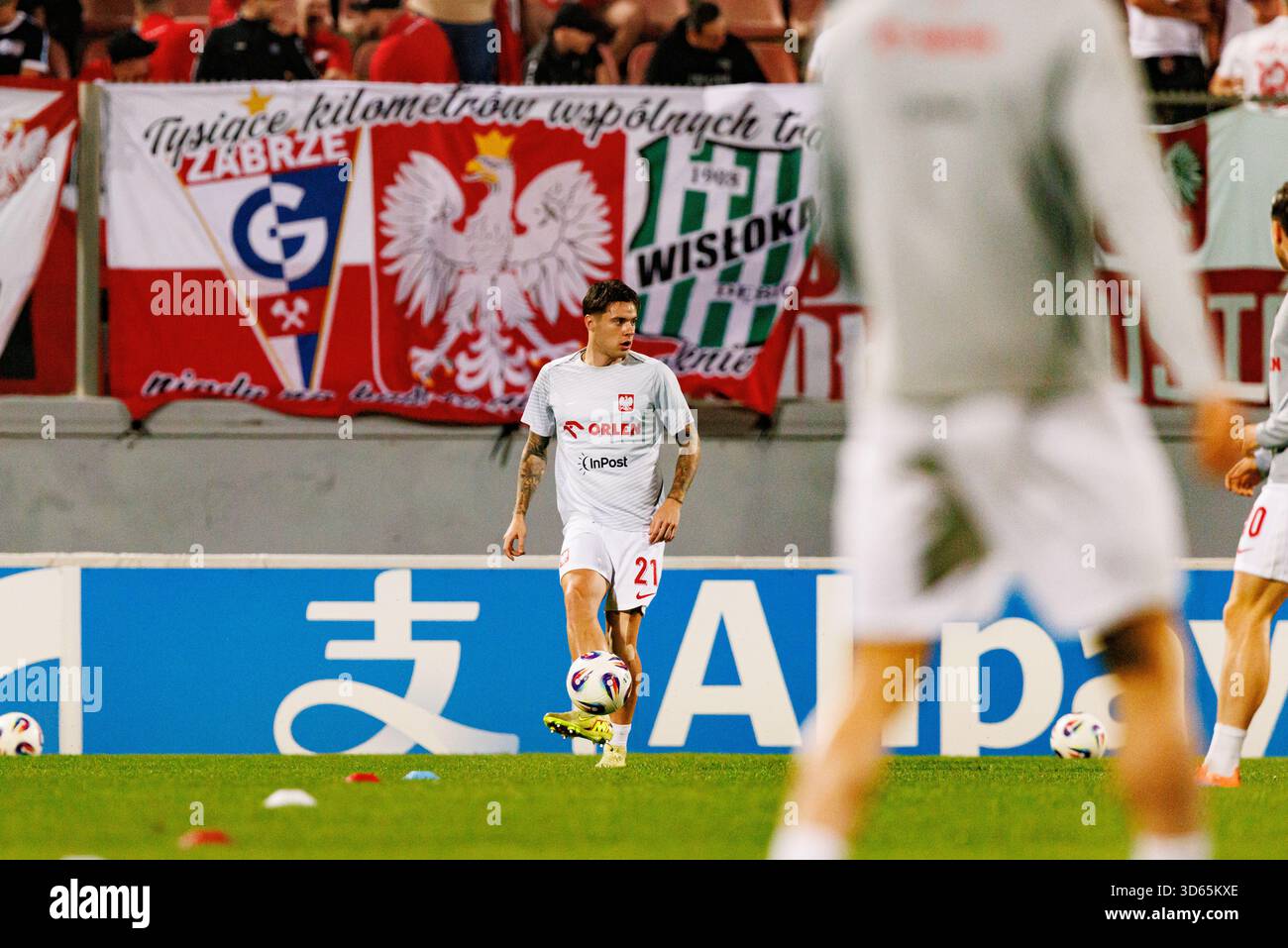 Nicola Zalewski visto durante la partita di qualificazione ai Mondiali 2026 tra le squadre nazionali di Malta e Polonia (Maciej Rogowski/Ball Raw Images) Foto Stock