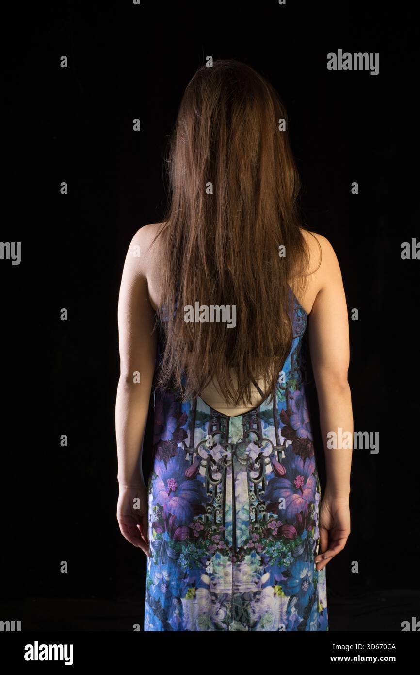 Donna in abiti estivi Foto Stock