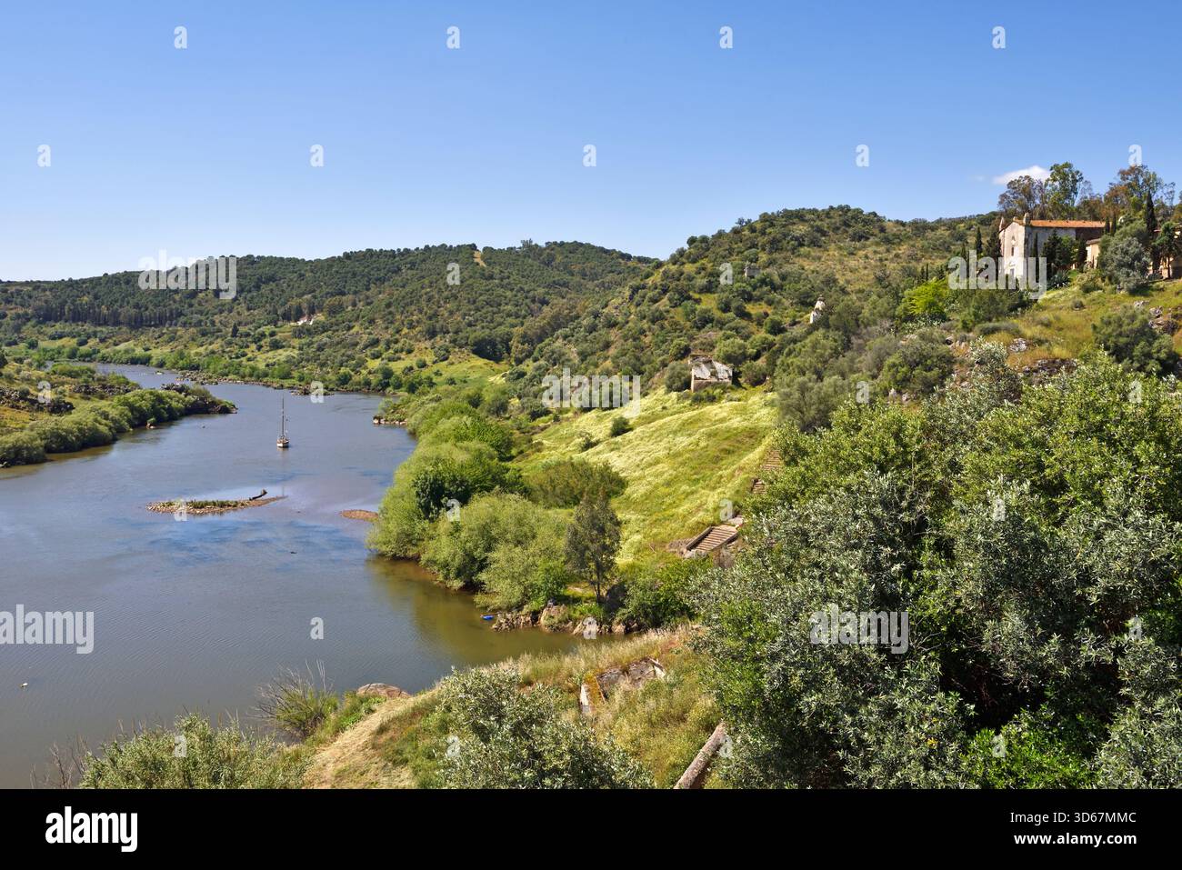 Guadiana ai piedi di Mertola, regione dell'Alentejo, Portogallo, Europa meridionale Foto Stock