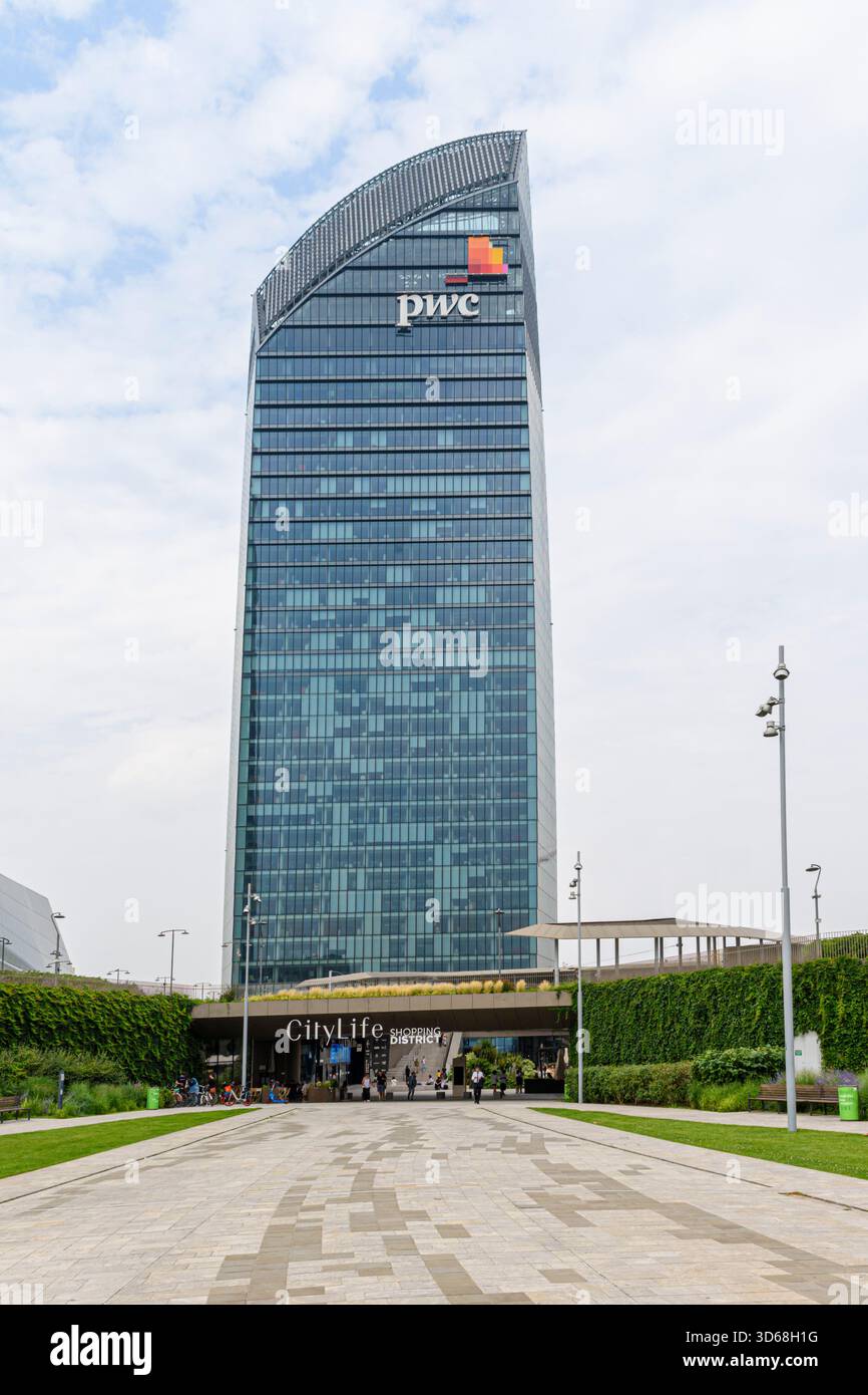 Torre PWC Libeskind nel quartiere CityLife di Milano, Italia Foto Stock