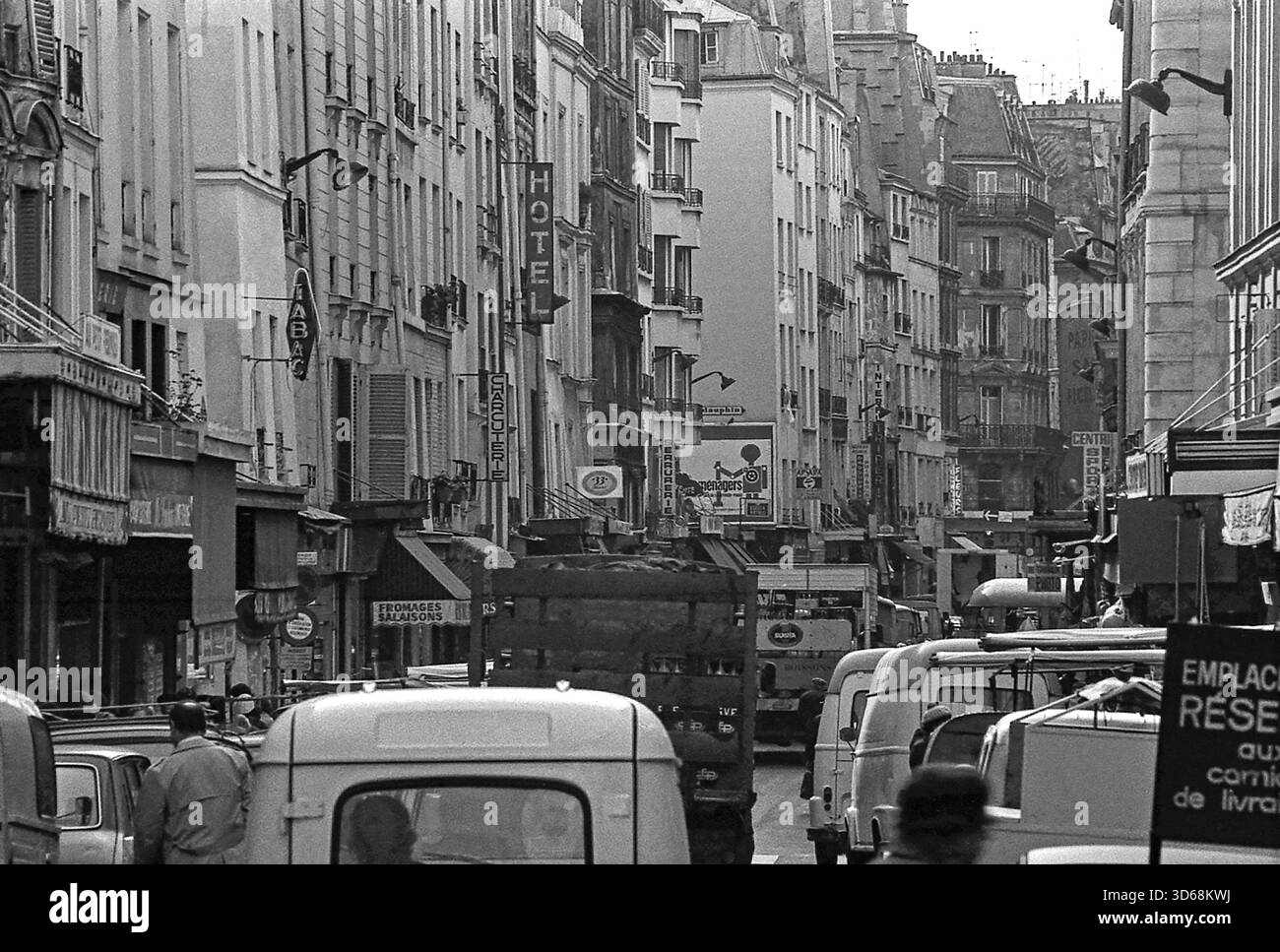 1975, Parigi, Rive guidava. Foto Stock