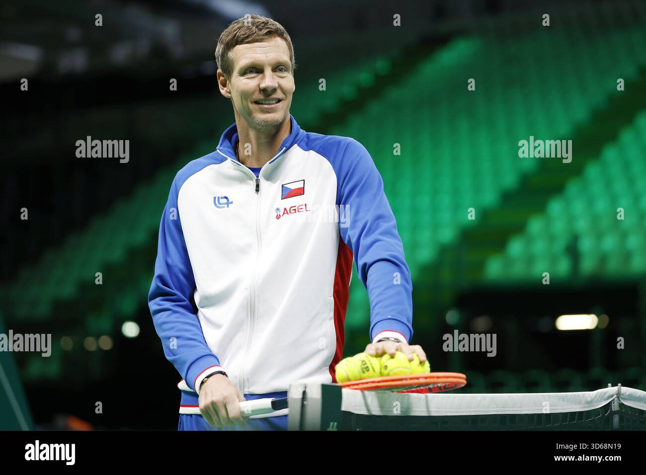 Ceco il capitano Tomas Berdych durante la preparazione della partita Repubblica ceca - Spagna nel girone finale di Coppa Davis 2025 a Bologna, Foto Stock