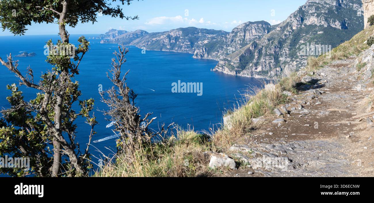 Sentiero degli dei - l'escursione costiera amalfitana - Sentiero degli dei Foto Stock