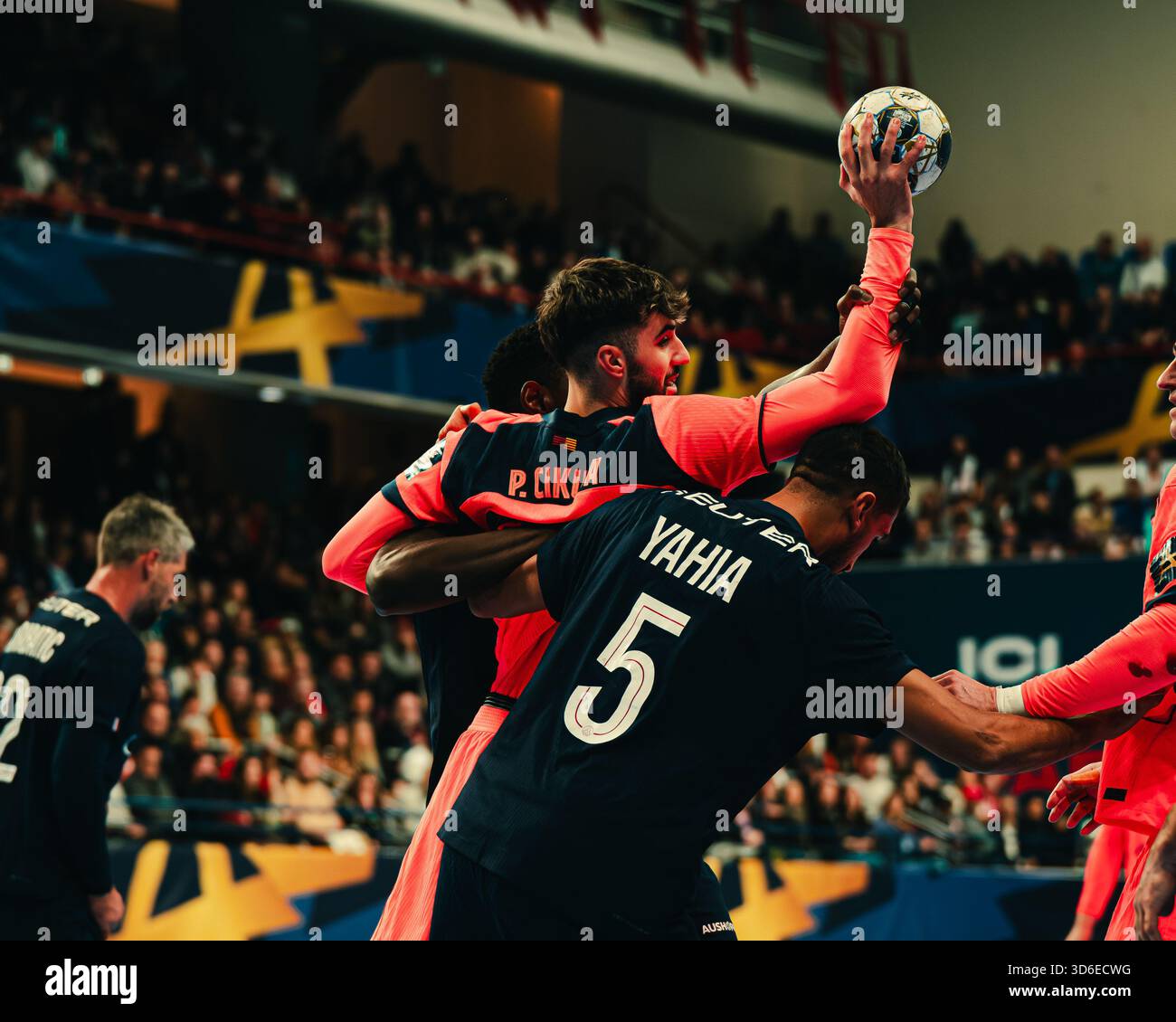 PSG Handball - FC Barcelona Handball - EHF Champions League 2025-2026 (27-30) Foto Stock
