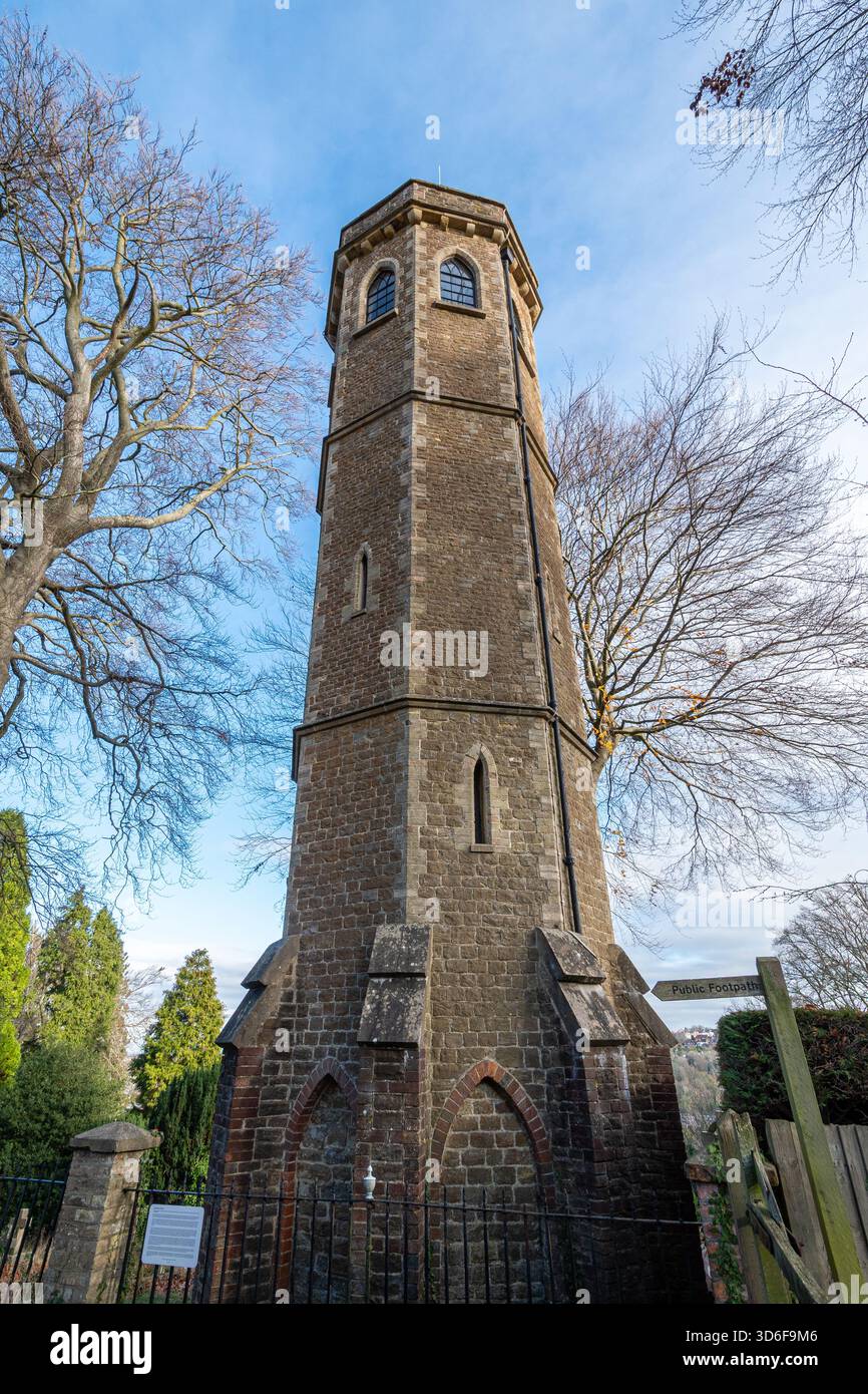 Bookers Tower a Guildford, una follia classificata di grado II costruita nel 1839 a Surrey, Inghilterra, Regno Unito Foto Stock