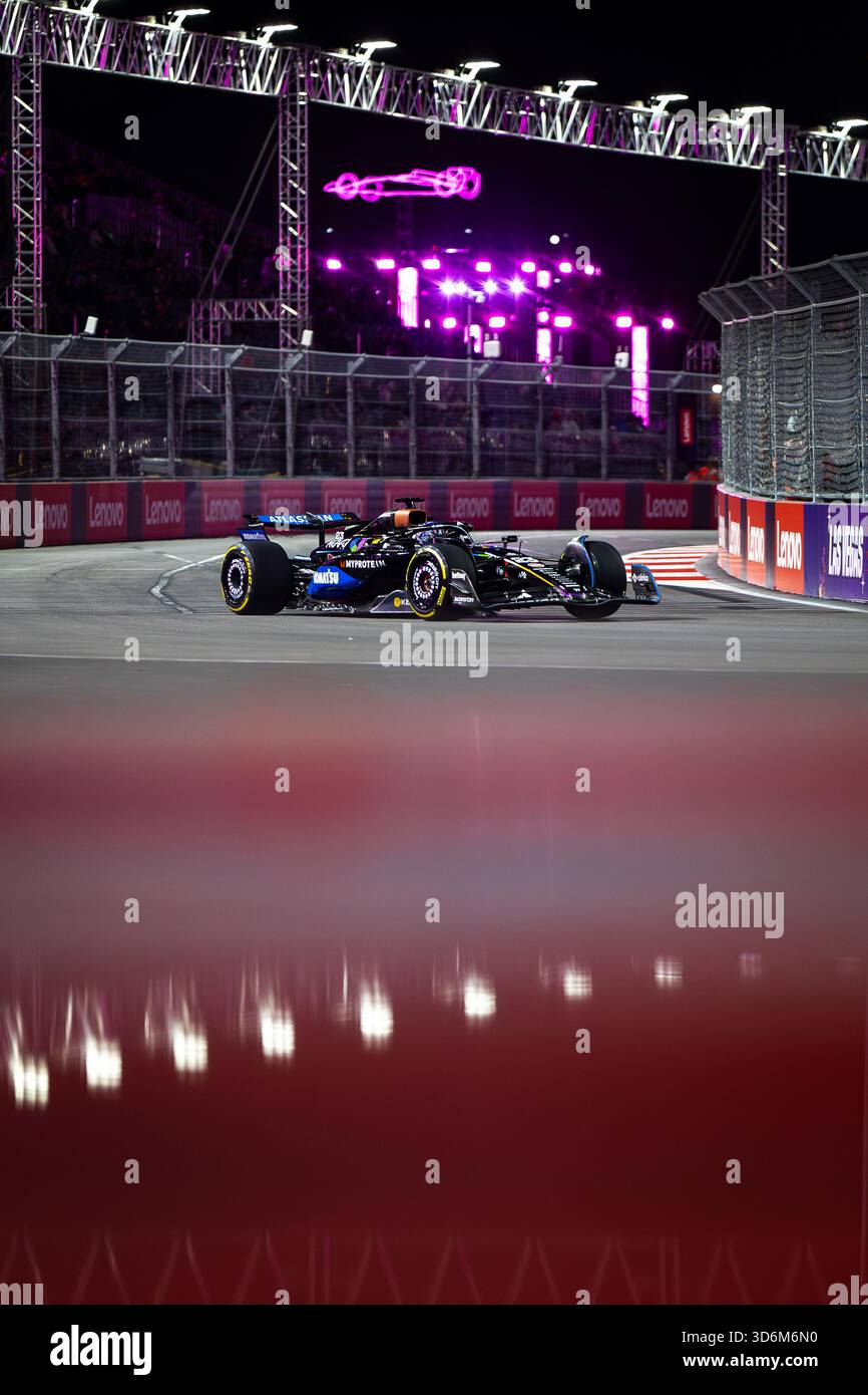 23 ALBON Alexander (tha), Williams Racing FW47, azione durante il Gran Premio di Formula 1 di Las Vegas 2025, 22° round del Campionato del mondo di Formula 1 FIA 2025 dal 21 al 23 novembre 2025 sul Las Vegas Strip Circuit, a Paradise, Nevada, Stati Uniti d'America Foto Stock