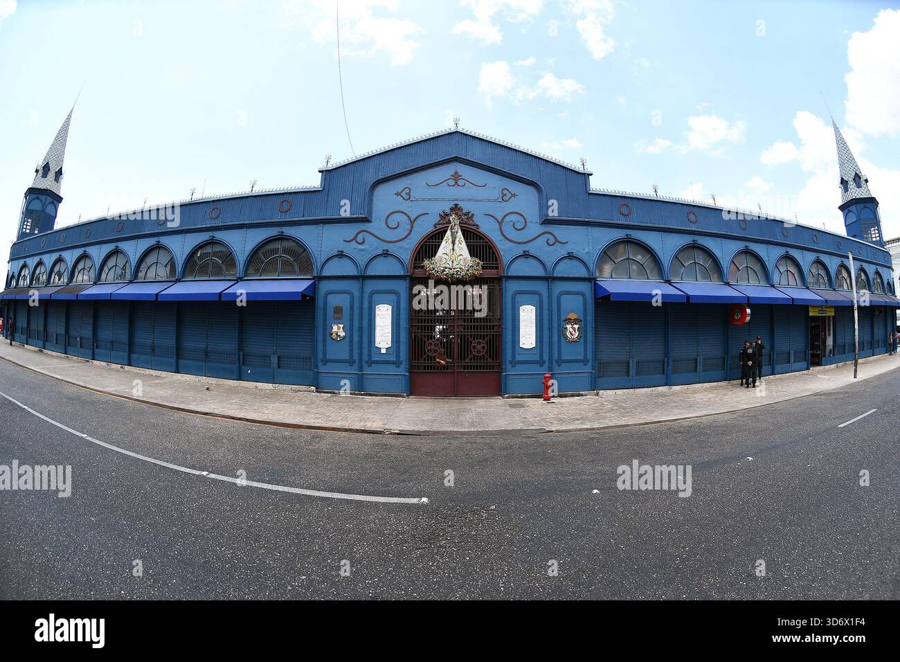 Belém, Brasile, 15 novembre 2025. Ingresso al mercato Ver-o-peso, nella zona portuale della ​​the città di Belém, nello stato di Pará. Foto Stock