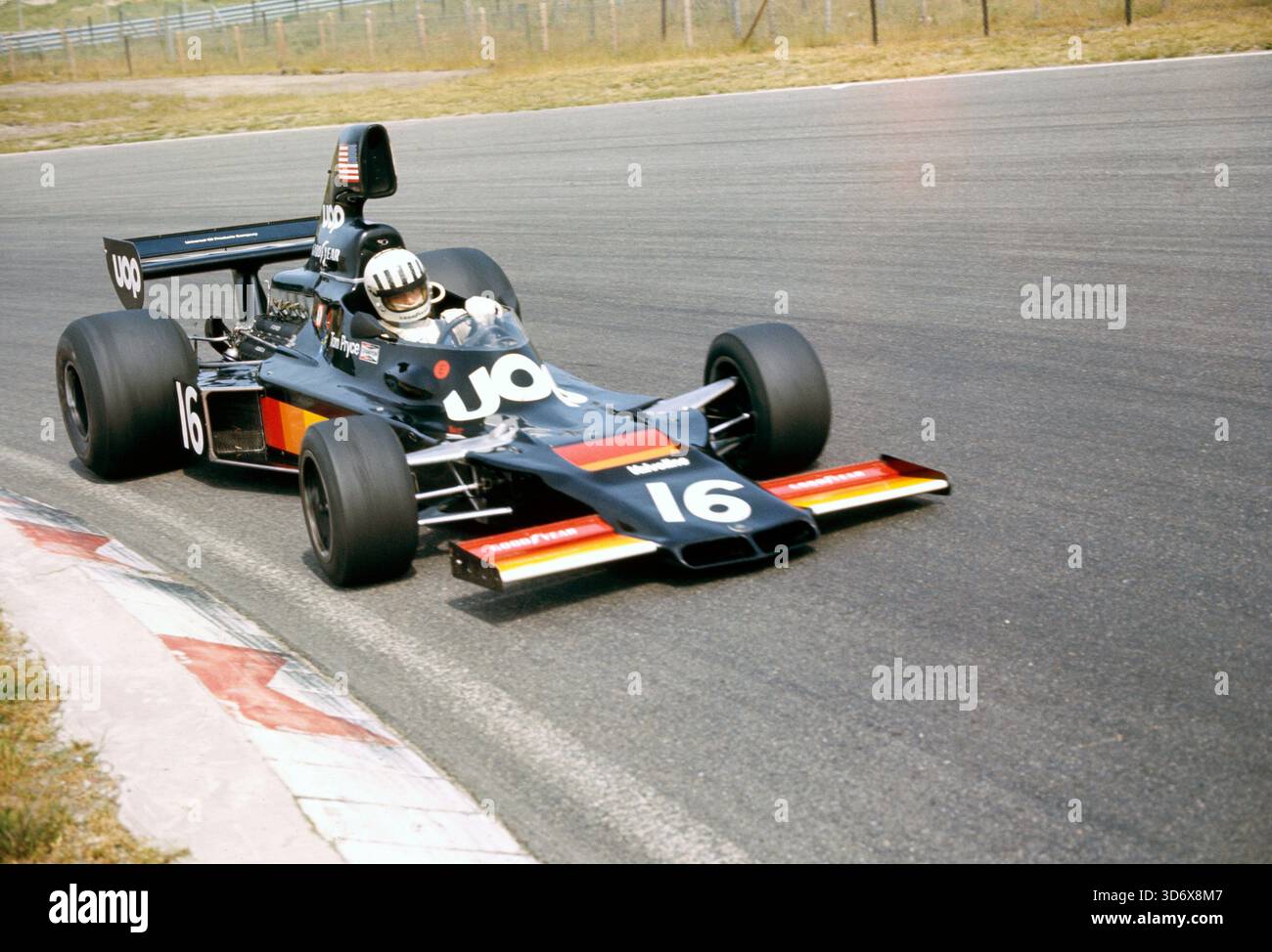 1975 Tom Pryce - UOP Shadow DN5 - Gran Premio di Formula 1 dei Paesi Bassi - Zandvoort - Original Slide Scan Foto Stock