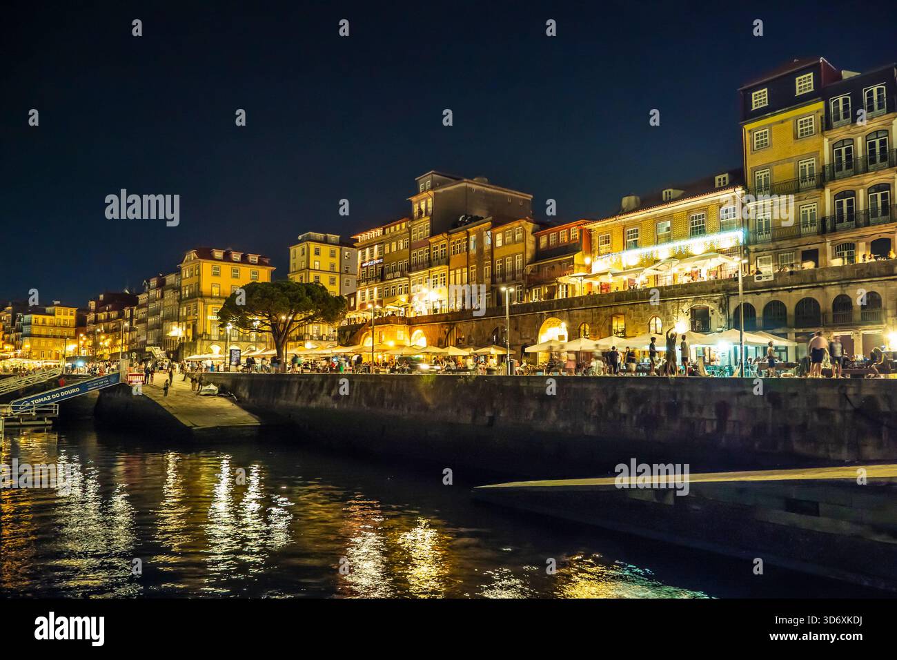 Luci di Porto, Portogallo. Foto Stock