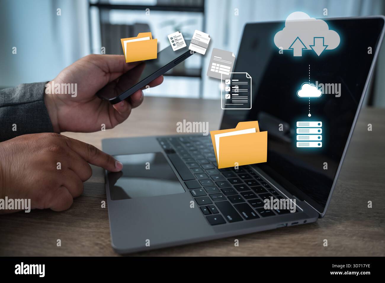 LIVE STREAMING Backup Scarica su cloud Sincronizza dati digitali trasferimento online gestione file sincronizzazione cloud e privacy. Foto Stock