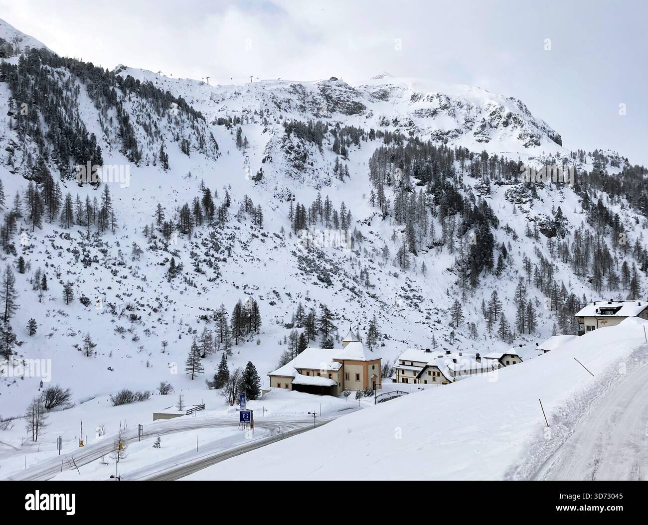Chiesa in Austria Alpi in inverno, Obertauer Foto Stock