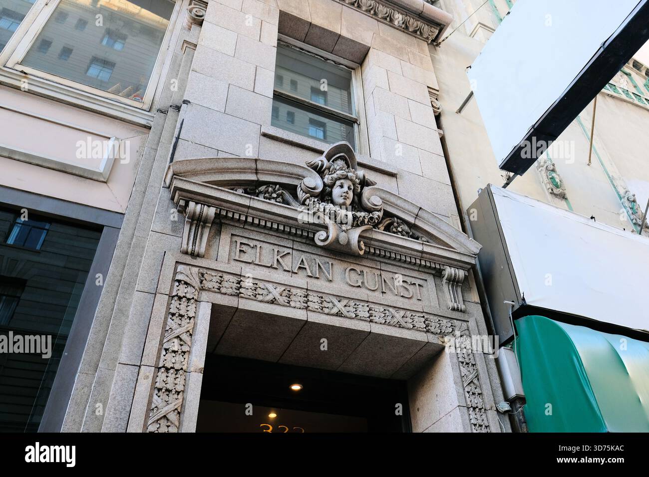 Elkan Gunst Building, in Geary Street vicino a Union Square, San Francisco, California; costruito nel 1906-1907; architetti Gustave Lansburgh e Bernard Joseph. Foto Stock