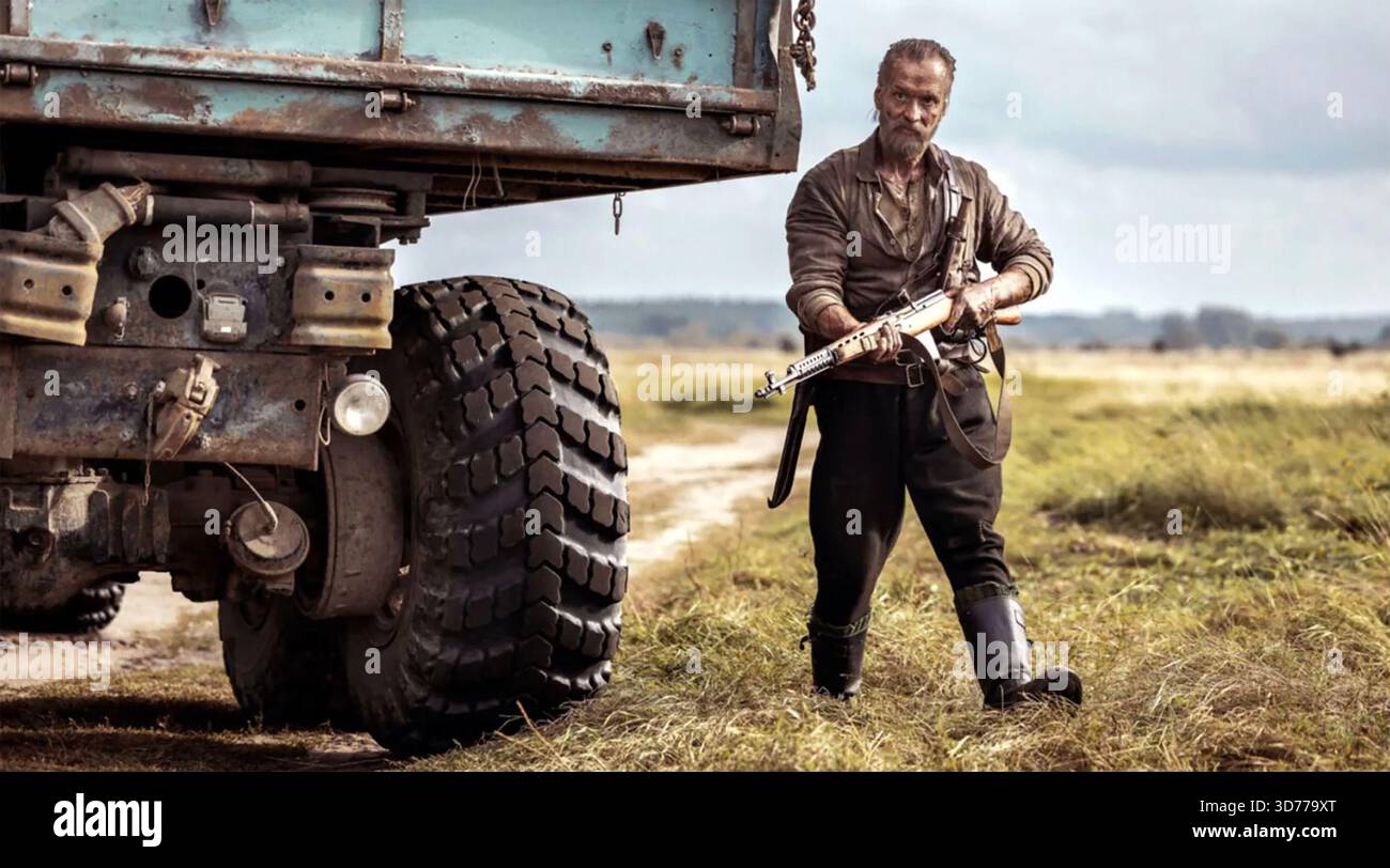 SISU: ROAD TO REVENGE 2025 Screen Gems/Sony Pictures che rilascia un film con Jorma Tommila come ex comandante dell'esercito finlandese diventato cercatore d'oro Foto Stock