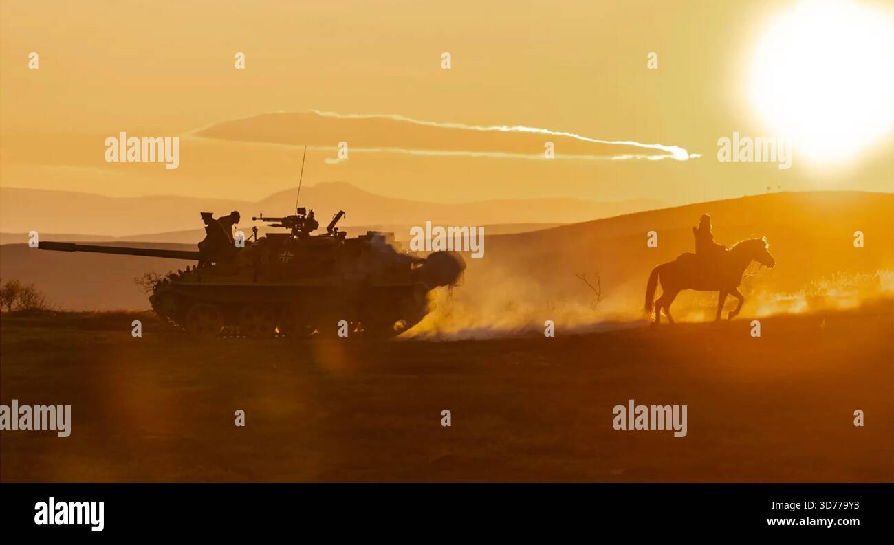 SISU: ROAD TO REVENGE 2025 Screen Gems/Sony Pictures che rilascia un film con Jorma Tommila come ex comandante dell'esercito finlandese diventato cercatore d'oro Foto Stock