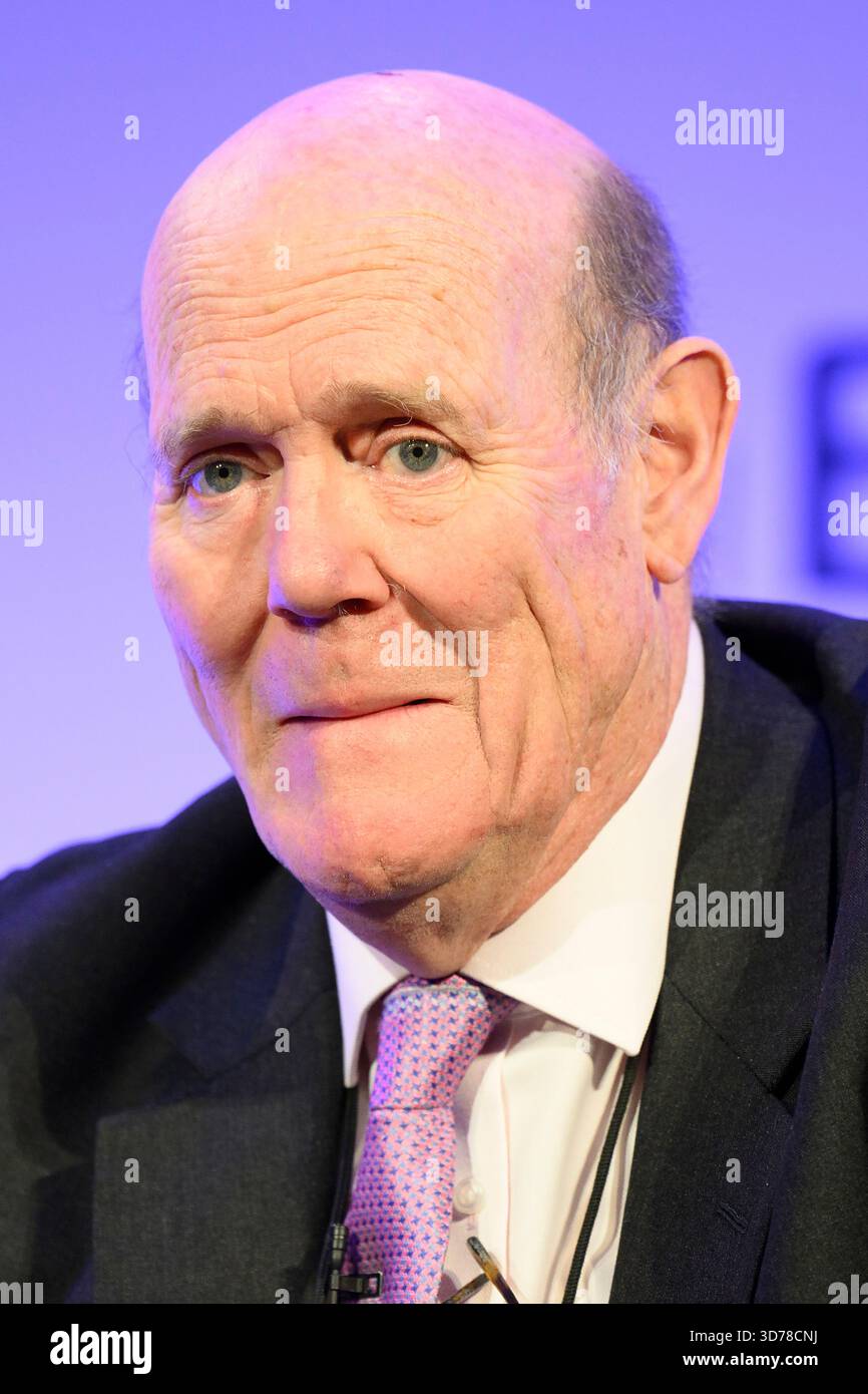 Londra, Regno Unito. 24 novembre 2025. 24/11/2025. Londra, Regno Unito Rupert Soames, uomo d'affari britannico ed ex CEO di Serco Group partecipa alla conferenza Confederation of British Industry (CBI), tenutasi presso il Queen Elizabeth II Conference Centre. Credito fotografico: Ray Tang credito: Raymond Tang/Alamy Live News Foto Stock