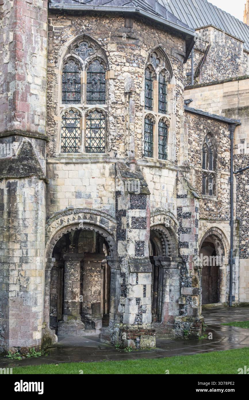 La Water Tower del 1160 nella Cattedrale di Canterbury conteneva una grande cisterna per fornire acqua fresca al lavatorium (area di lavaggio) e ai giardini dei monaci Foto Stock
