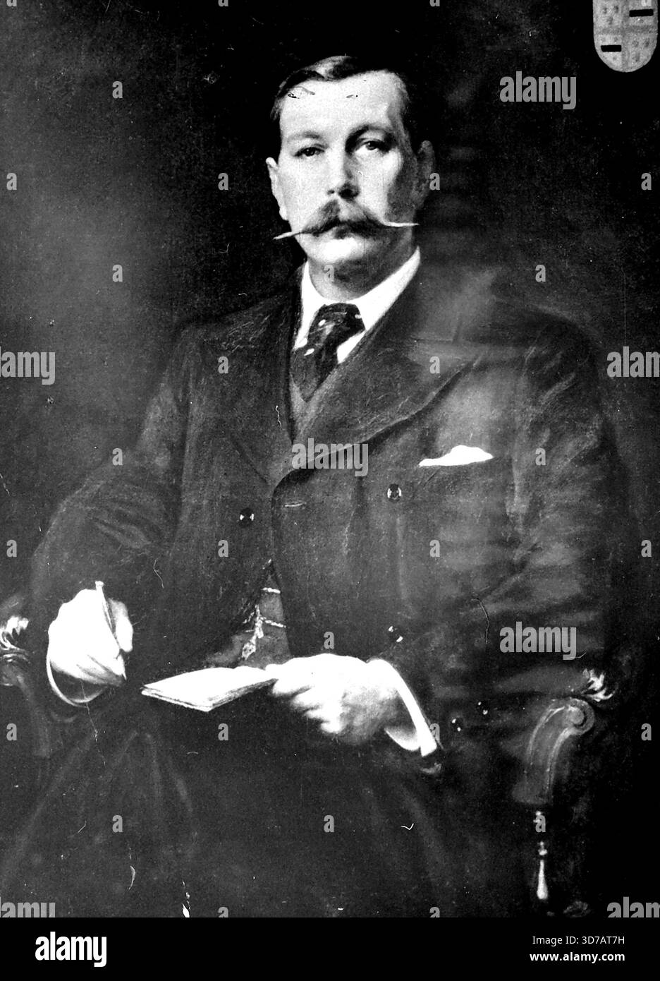 Sir Arthur Conan Doyle - è tratto dal ritratto di Sir Arthur dipinto da Sidney Paget, l'artista responsabile delle illustrazioni originali delle storie di Sherlock Holmes. Sir Arthur è mostrato sulla sedia che ha usato quando Wright the Sherlock Holmes racconta e tenendo in ginocchio il quaderno in cui era sua abitudine annotare le sue idee per le trame. 5 luglio 1955. Foto Stock