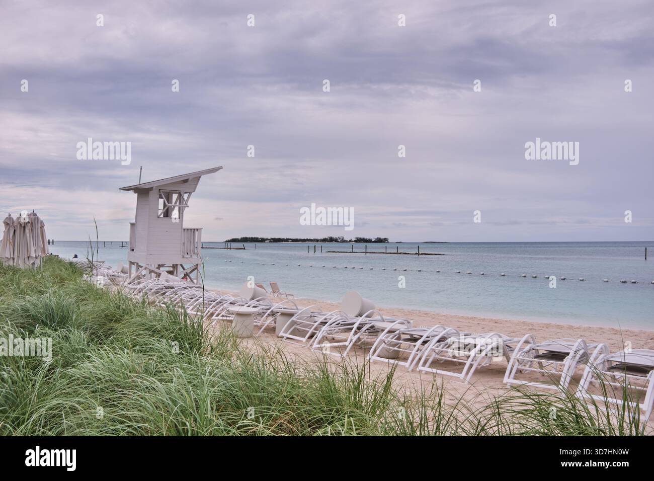Una spiaggia alle Bahamas Foto Stock