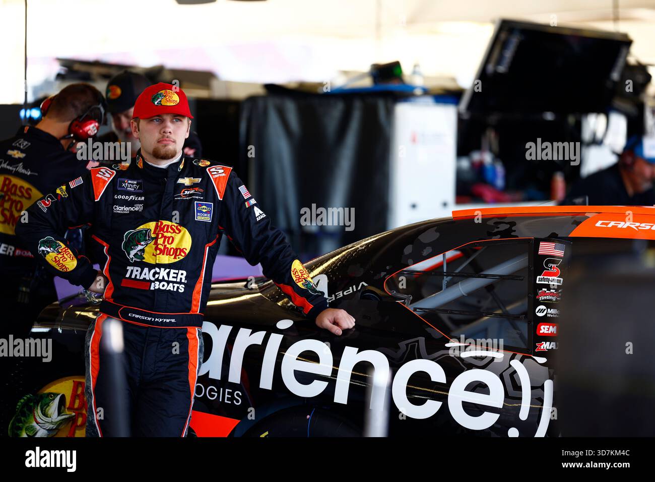 Avondale, AZ USA - 31 ottobre 2025: SAM MAYER (1) si prepara ad allenarsi per il campionato NASCAR Xfinity Series di Avondale, AZ. Foto Stock