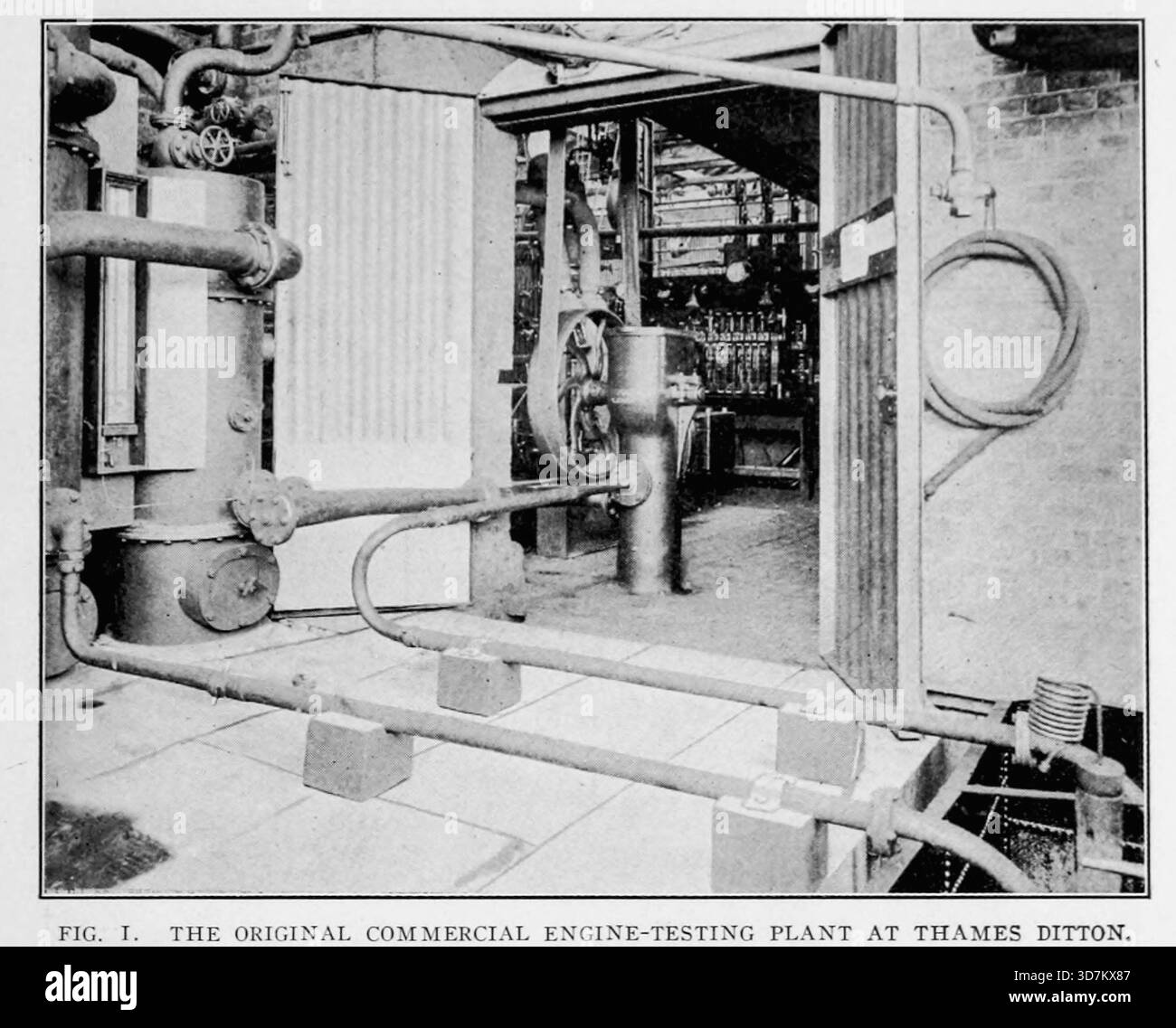 L'IMPIANTO DI COLLAUDO DEI MOTORI COMMERCIALI ORIGINALE A THAMES DITTON.FROM L'ARTICOLO I COLLAUDI DEI MOTORI A VAPORE. Del capitano H. Riall Sankey e C. Humphrey Wingfield. Dalla rivista Engineering dedicata al progresso industriale volume XXVIII ottobre 1904 - marzo 1905 The Engineering Magazine Co Foto Stock