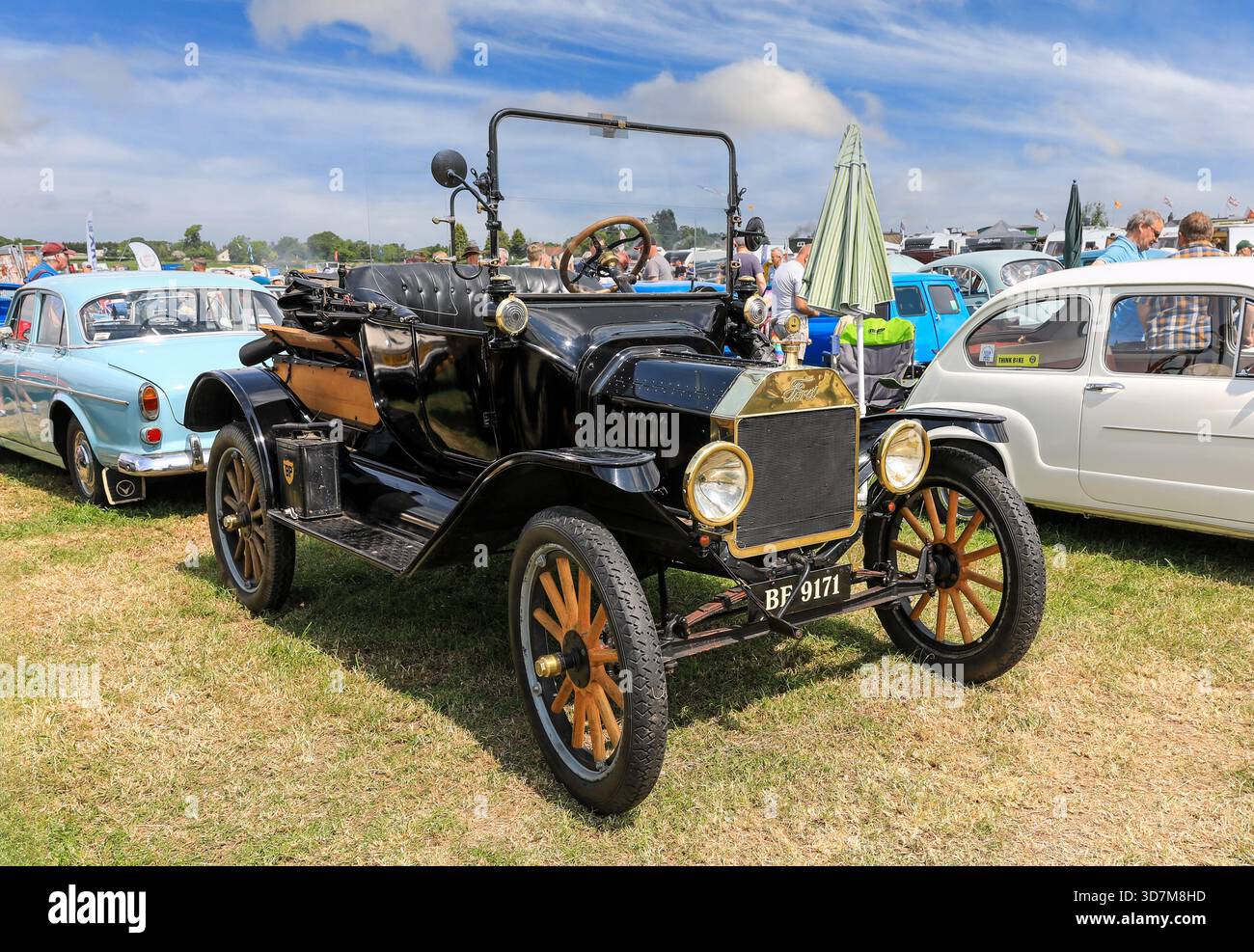 Una Ford Model T car (1915) reg. no BF 9171 al Smallwood Vintage Rally, Sandbach, Cheshire, Inghilterra, Regno Unito Foto Stock