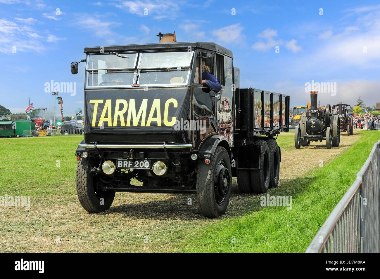 Carro a vapore Sentinel S6 in livrea Tarmac al Smallwood Vintage Rally, Sandbach, Cheshire, Inghilterra, Regno Unito Foto Stock