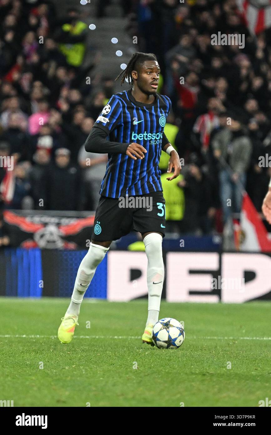 Carlos Augusto dell'Internazionale durante la partita di UEFA Champions League Atletico de Madrid e FC Internazionale Milano all'Estadio Metropolitano di nove Foto Stock